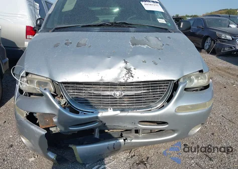 2000 Chrysler Town & Country Lx from USA, damaged, VIN 1C4GP44G8YB666127